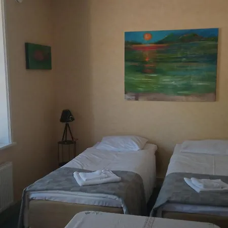 Pauls Galleria Oda ve Kahvaltı *